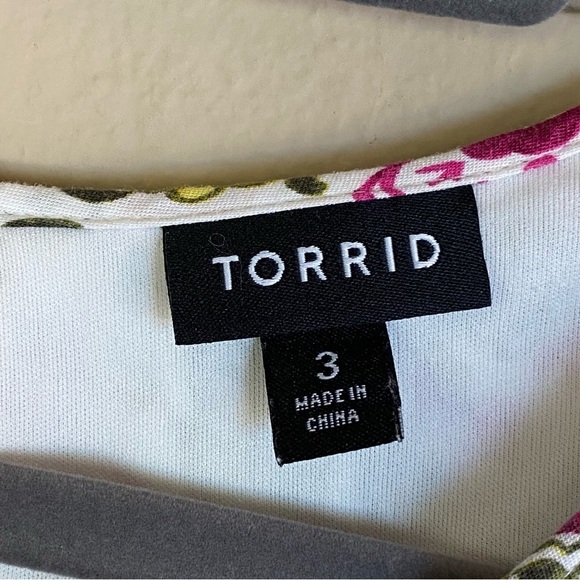 Torrid Ivory Floral Print Challis Ruffled 3/4 Sleeve Skater Dress Size 3 Boho - Picture 8 of 13